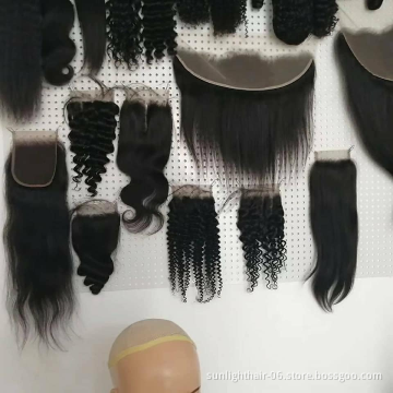Sunlight Bundles de cheveux raides bresiliens avec 4*4 fermeture partie centrale Remy paquets d'expedition de nuit et fermeture